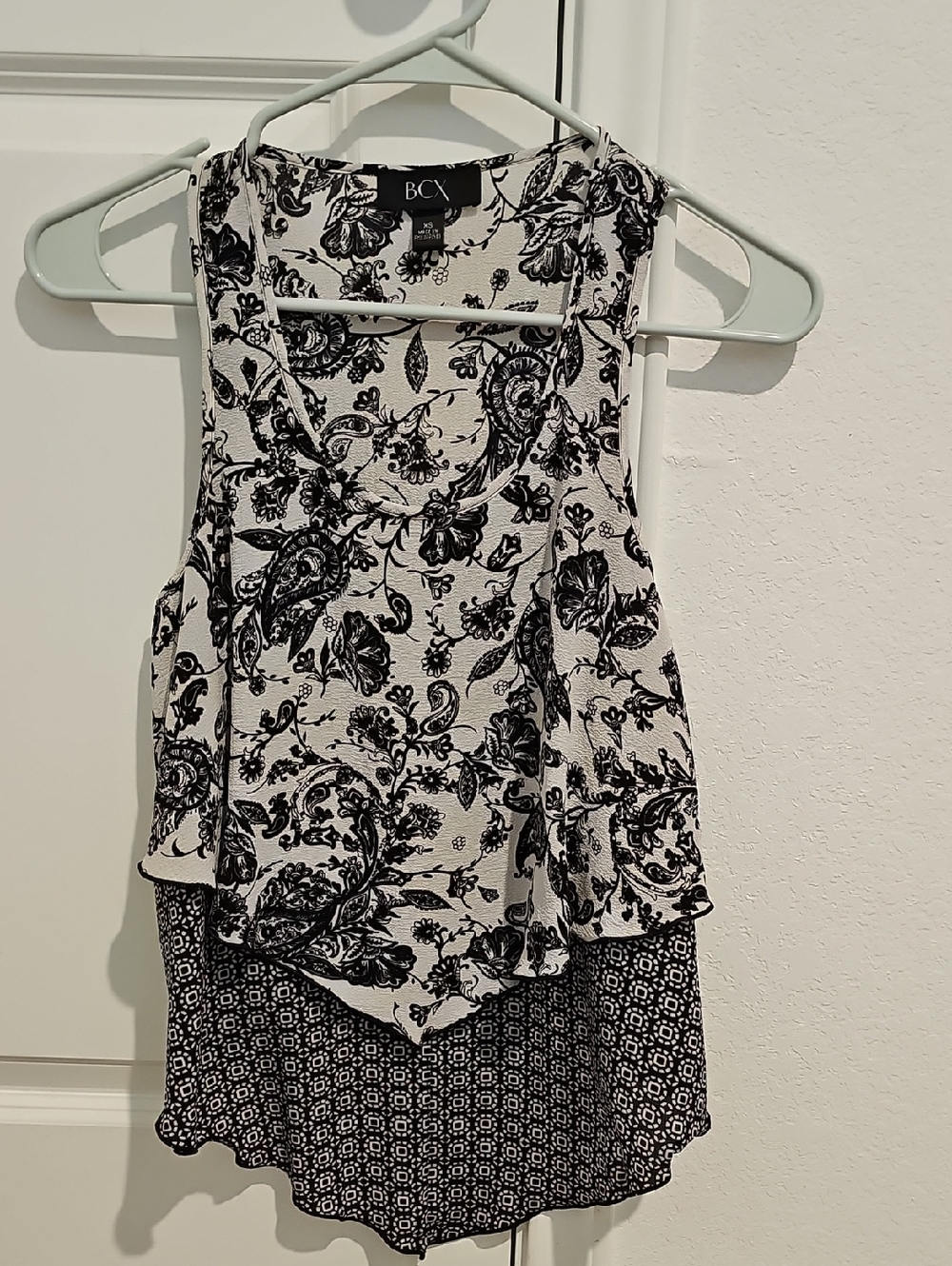 BCX Black Paisley Layered Tank XS